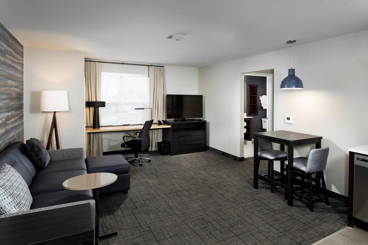 Residence Inn By Marriott Milwaukee Brookfield Εξωτερικό φωτογραφία